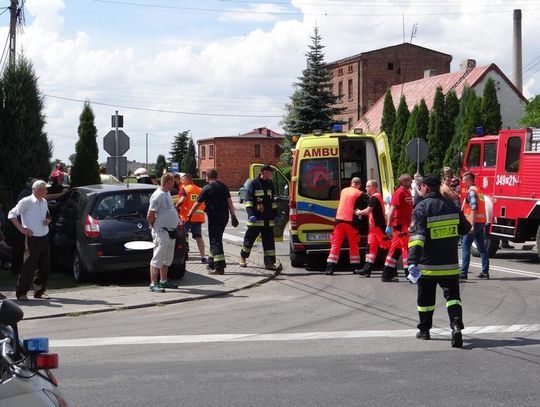 14 rannych w wypadku busa, nie żyje dziecko AKTUALIZACJA - ZDJĘCIA