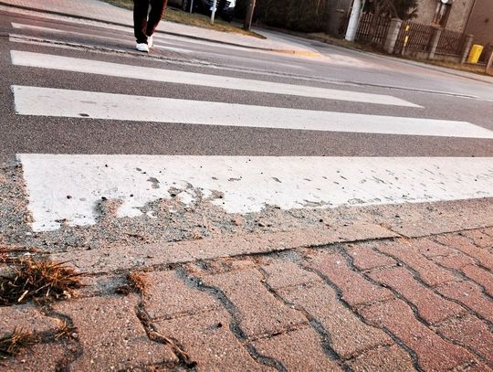 15-latek potrącony na pasach. Z obrażeniami ciała trafił do szpitala!