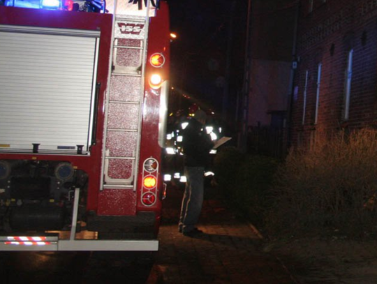 19-latek wszedł do płonącego domu. Z narażeniem życia uratował seniora! 19-latek wszedł do płonącego domu. Z narażeniem życia uratował seniora!