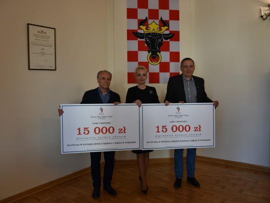 30 000 zł na stypendia dla uczniów szkół powiatowych