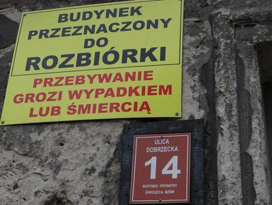37 niebezpiecznych kamienic
