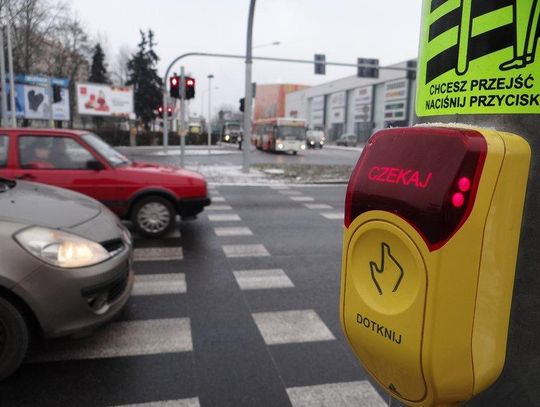 4 minuty czekania na zielone ZDJĘCIA