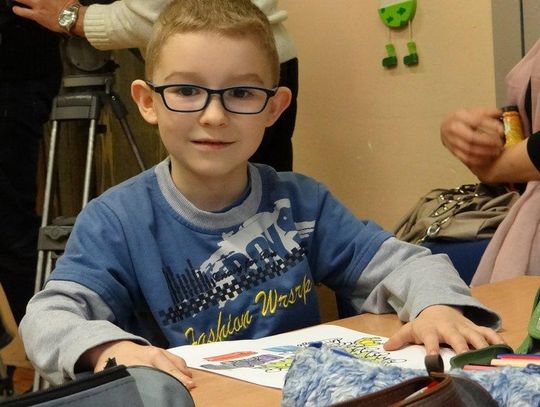 8-latek zadzwonił na 999. Uratował matce życie