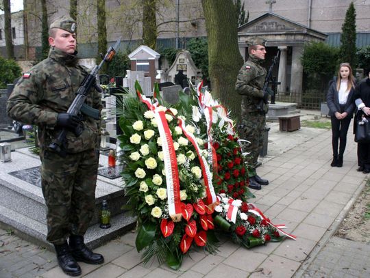 9. rocznica katastrofy smoleńskiej. Kalisz wspomina Gabrielę Zych ZDJĘCIA