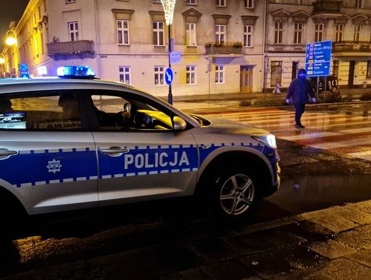 Wieczorna akcja w centrum miasta. Piesi na celowniku kaliskiej policji