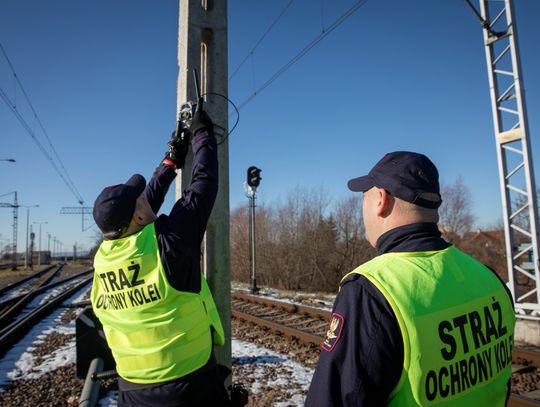 ALARM na moście kolejowym. Sprawcą 15- latek