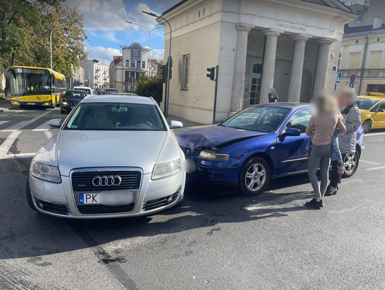 Audi vs. Seat. Stłuczka obok Rogatki Wrocławskiej