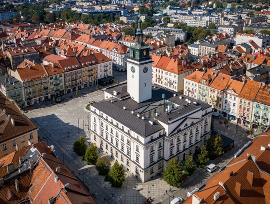 BEZPŁATNE wsparcie dla mieszkańców Kalisza. Sprawdź, gdzie się zgłosić LISTA