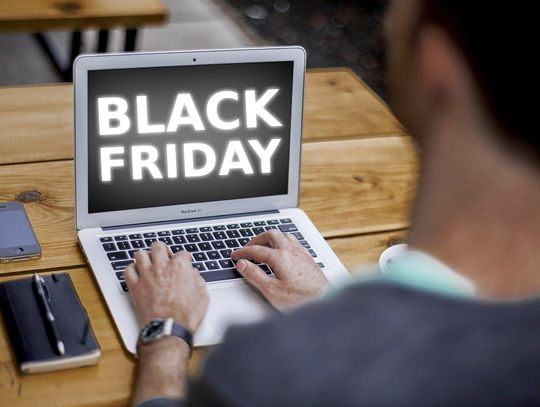 Black Friday - czas łowców okazji, ale też oszustów wyłudzających dane osobowe