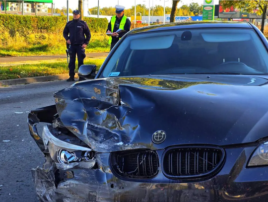 BMW vs. policyjny radiowóz. Kto zawinił?