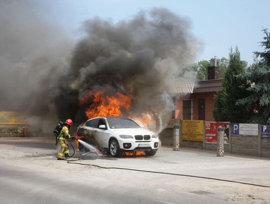 BMW w ogniu ZDJĘCIA