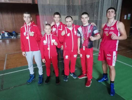 Boksował na Słowacji. Udany występ kadeta Ziętek Team
