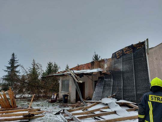 Burza śnieżna. Strażacy walczą ze skutkami gwałtownej pogody