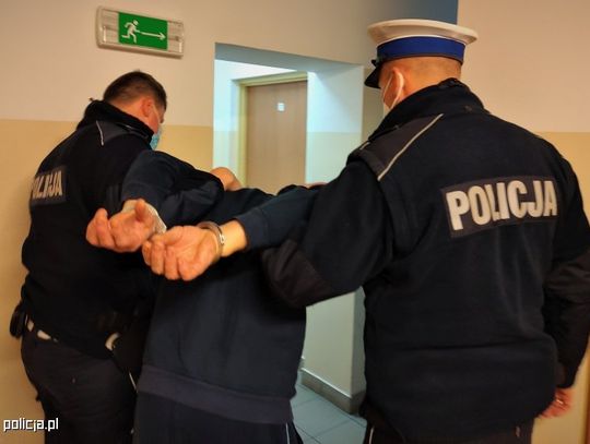 Był poszukiwany przez policję. ,,Wpadł'' podczas kontroli drogowej