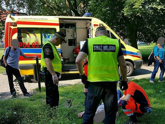 Chciał się zabić w Parku Miejskim. Straż Miejska uratowała mu życie