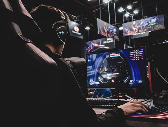Co powinien posiadać monitor dla gamera?