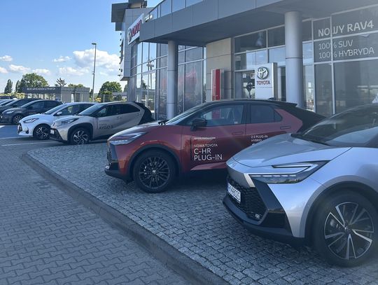 Czerwiec gorrrących ofert w Toyota Mikołajczak Kalisz!