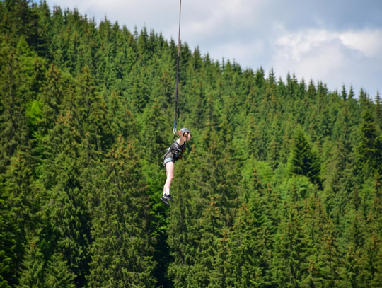 Czy skok na bungee jest bezpieczny?