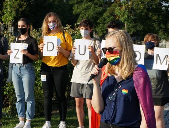 Czyny „Margot” chuligańskie, ale usprawiedliwione?  Środowiska LGBT w Kaliszu zapowiadają większą aktywność ZDJĘCIA