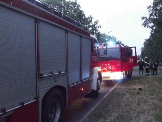 Dachowanie na ul. Starożytnej. 6 osób rannych, w tym 3 ciężko ZDJĘCIA