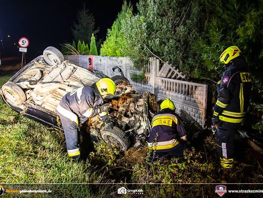 Dachowanie w Emilianowie. Kierowca porzucił samochód i zniknął ZDJĘCIA