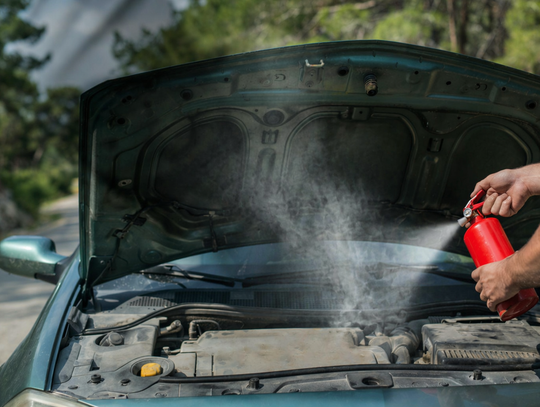Dogonili ją na drodze, chwilę później pojawił się ogień. Z pomocą ruszyli nieznajomi. ,,Serce rośnie'' 𝐇𝐈𝐒𝐓𝐎𝐑𝐈𝐀 𝐂𝐙𝐘𝐓𝐄𝐋𝐍𝐈𝐂𝐙𝐊𝐈