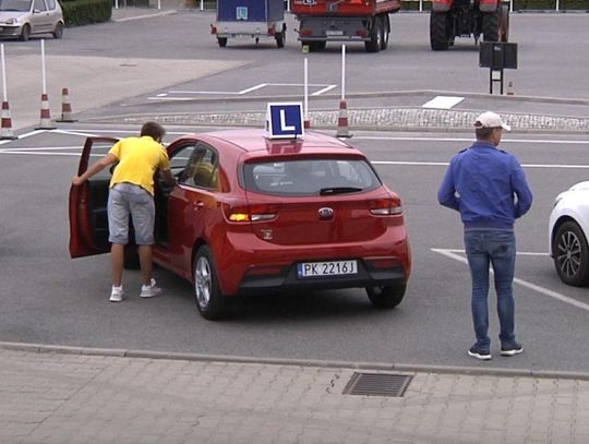 Drastyczny spadek egzaminów na kategorię B w Kaliszu. Milicz robi nam konkurencję