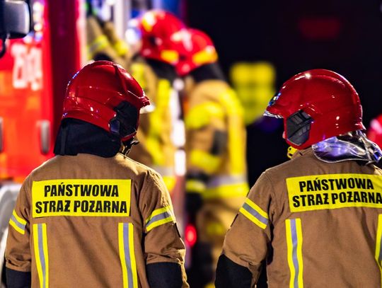 Dwie osoby podtruły się czadem w Kaliszu. Trwa akcja służb