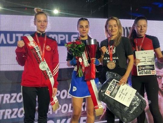 Dwoje reprezentantów Prosny na podium seniorskich MP w boksie