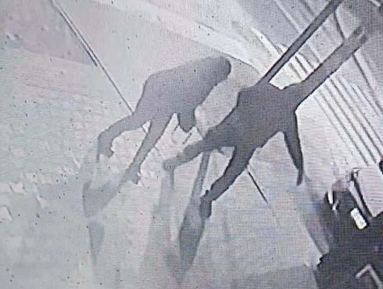 „Dwójka dzieci leżała na skrzyżowaniu”. Ludzie piszą do Faktów Kaliskich