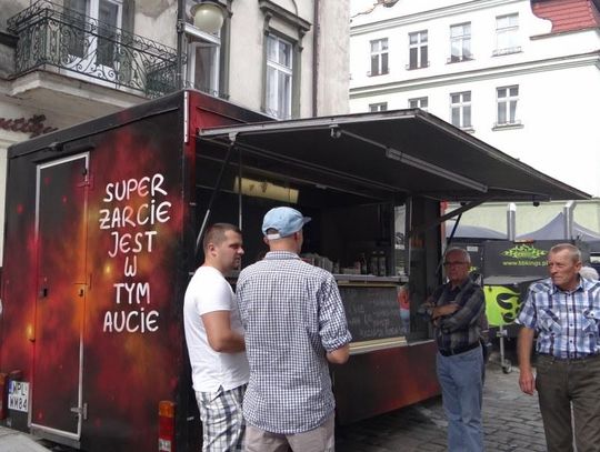 Food trucki w Kaliszu. Na jakie dania wybierają się kaliszanie? ROZSTRZYGNIĘCIE KONKURSU