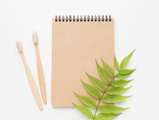 Gadżety ekologiczne na eventy – jak zmniejszyć ślad węglowy podczas organizacji konferencji?