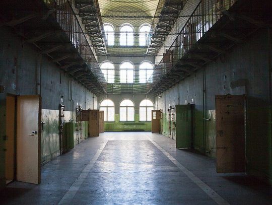 Galeria Bezdomna w więzieniu
