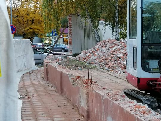 Główna siedziba Akademii Kaliskiej w remoncie. Adaptacja dawnego banku na potrzeby uczelni potrwa dwa lata ZDJĘCIA