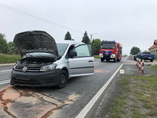 Groźna stłuczka na krajówce. Dwie osoby trafiły do szpitala!