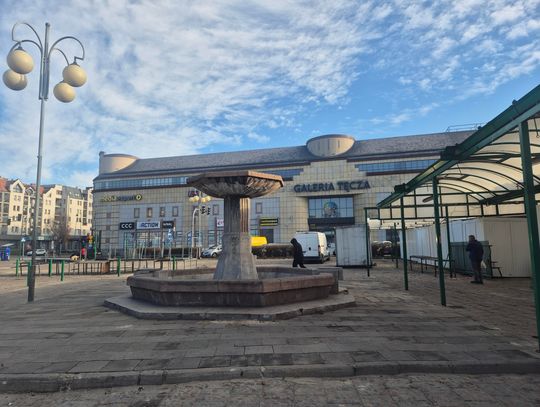 Hala targowa zniknęła. Wiemy, co będzie na Nowym Rynku