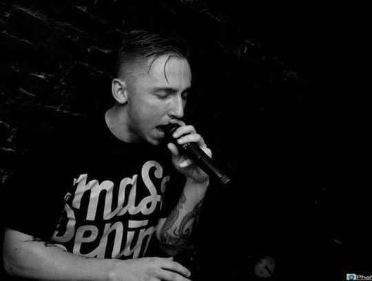 Idol młodego pokolenia zaśpiewa w kaliskim pubie