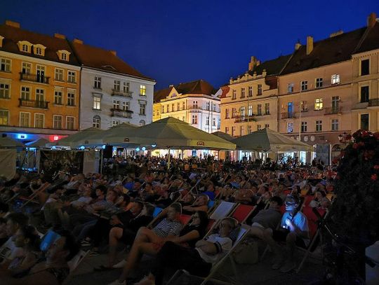 „Jutro będziemy szczęśliwi” w Kinie Letnim na Głównym Rynku ZDJĘCIA