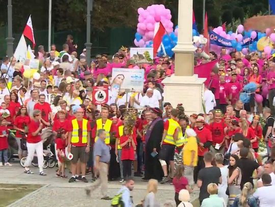 Kaliscy pielgrzymi dotarli na Jasną Górę ZDJĘCIA i WIDEO