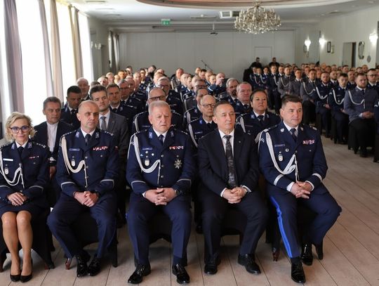 KALISCY policjanci wyróżnieni! Uratowali ludzkie życie!
