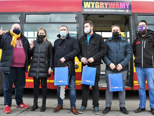 Kaliska firma wylicytowała na aukcji WOŚP autobus wystawiony przez MPK Wrocław ZDJĘCIA