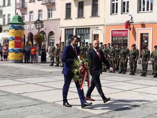 Kaliszanie uczcili pamięć ofiar II wojny światowej ZDJĘCIA