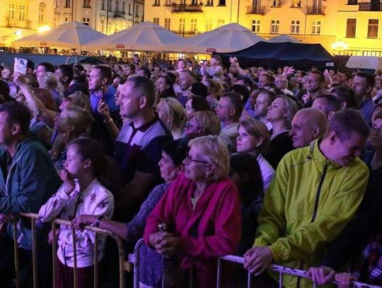 Kayah na Święto Miasta i tłumy kaliszan na Głównym Rynku ZDJĘCIA