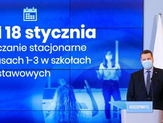 Kiedy powrót dzieci do szkół? Jest decyzja rządu, także w sprawie obostrzeń