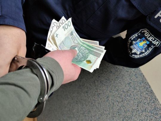 Kierownik – łapówkarz i jego „pacjenci”. Liczne zatrzymania Kierownik – łapówkarz i jego „pacjenci”. Liczne zatrzymania