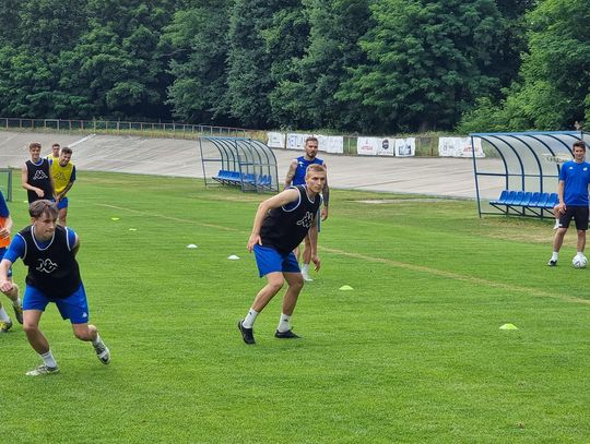 KKS rozpoczął przygotowania. Drugoligowiec testuje dwóch Japończyków