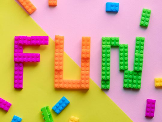 Klocki LEGO – zabawa, która rozwija na każdym etapie życia