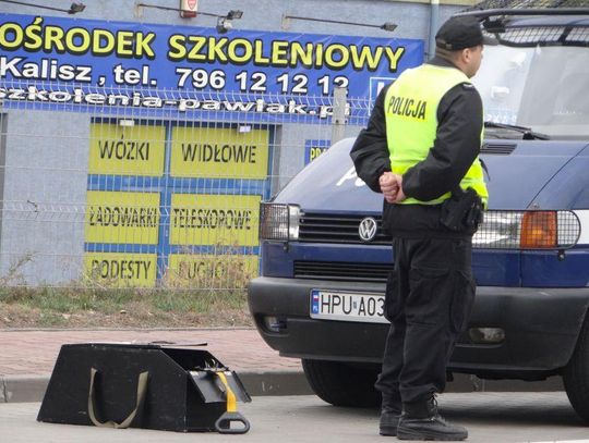 Kolczatki i blokada na drodze