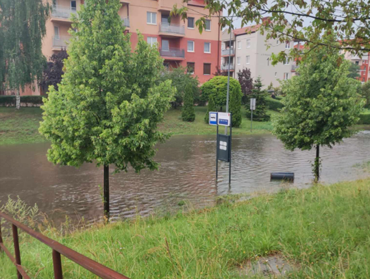 Kolejna ulewa nad Kaliszem. Oto jej skutki WIDEO i ZDJECIA