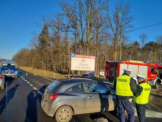 Kolejne zdarzenie na DK25. Potrącony policjant podczas kierowania ruchem